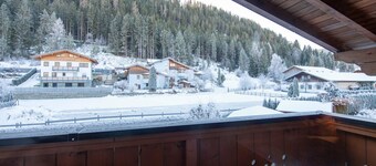 Spacious apartment in Altenmarkt im Pongau