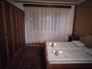 2 Schlafzimmer, Bügeleisen/Bügelbrett, kostenloses WLAN, Bettwäsche