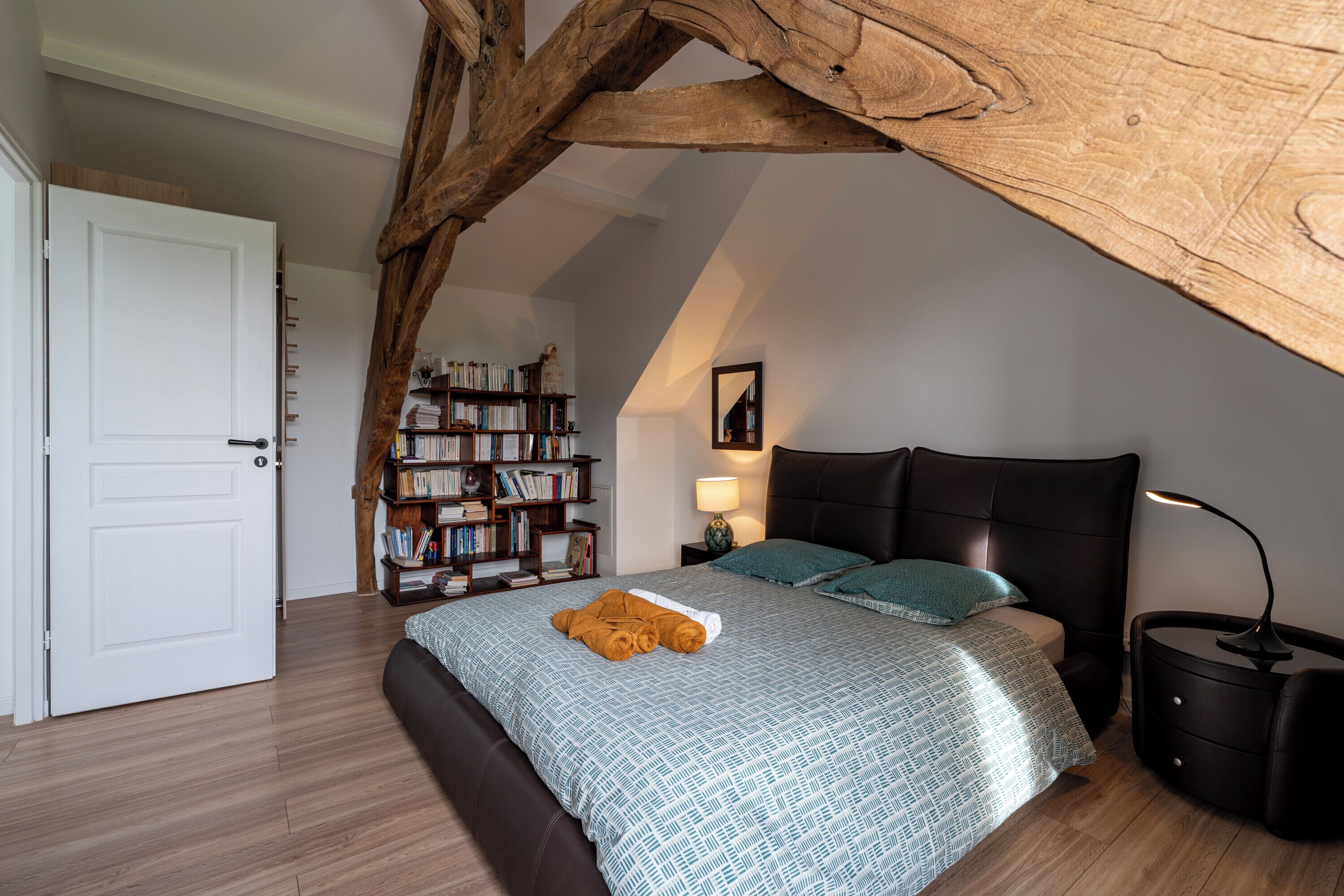3 chambres, lit parapluie, Wi-Fi, draps fournis