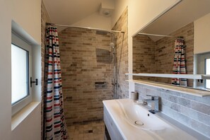 Shower, hair dryer, towels - La Closerie blanche - 5km Le Mans - Wifi (Yvré-l'Évêque)