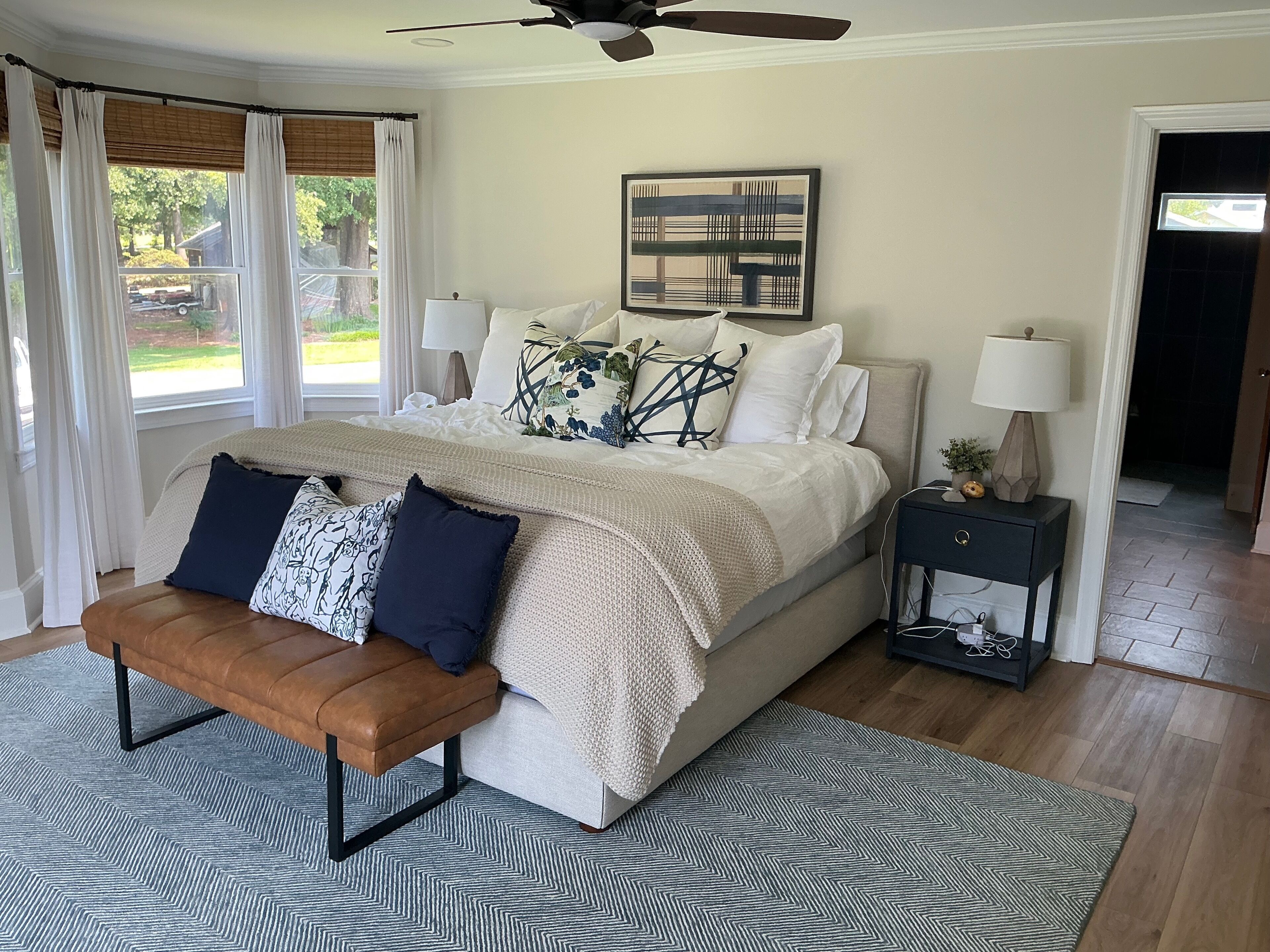 4 soveværelser, skrivebord, strygejern/strygebræt, weekendseng