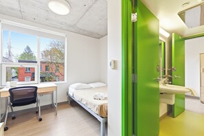 Economy Suite