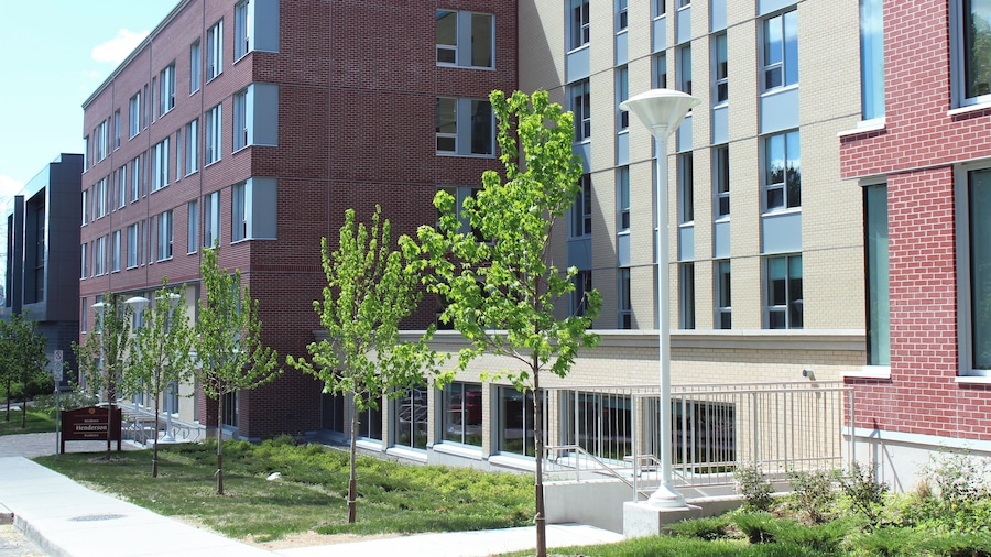 Henderson Residence University ofOttawa
