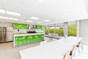 Shared kitchen facilities - Henderson Residence University of Ottawa  (Ottawa)