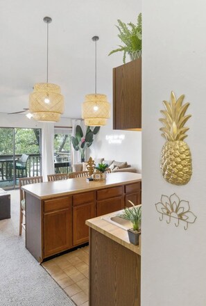 Interior - Top Floor Condo! Indoor Pool, Hot Tub & Fire Place - Lake Ozark, MO (Village of Four Seasons)