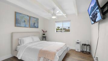 2 chambres, fer et planche à repasser, accès au Wi-Fi (inclus)