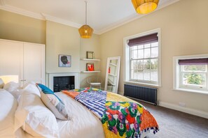 Strykejern/-brett, internettilgang og sengetøy