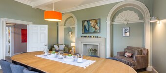 Emley Woodhouse - Seven Bedroom Villa, Sleeps 17