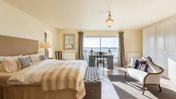 5 chambres, fer et planche Ă repasser, accĂšs Internet, draps fournis