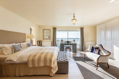 Snow Goose - Five Bedroom Villa, Sleeps 9