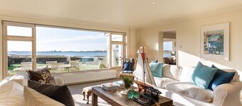 Snow Goose - Five Bedroom Villa, Sleeps 9