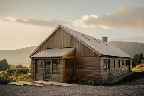 Hilltop Lodge - Quatre Chambres Villa, Couchages 8