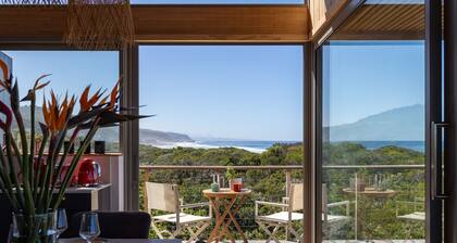 Dineo Cottage - Drei Schlafzimmer Villa, Schläft 6