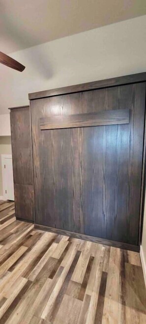 Interior - Thira on Magnolia Charming 1-bedroom house in nice Fort Worth with WiFi, AC (Fort Worth)