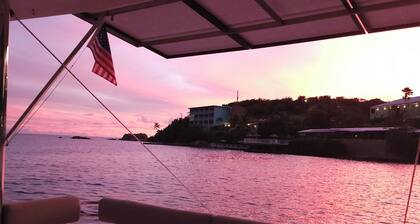 Perfect 4-bedroom sailing yacht with AC in nice Miami location