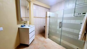 Shower, hair dryer, towels, soap - Cabarete Center 2 BR Condo with a Cozy Terrace (Cabarete)