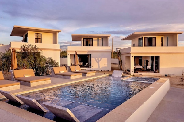 Saltwater pool | Daybeds and loungers | Umbrellas | BBQs | Shared with other guests | Not heated and jacuzzi does not work