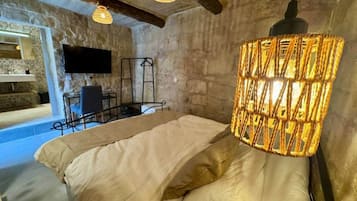 1 間睡房、房內夾萬、熨斗/熨衫板、Wi-Fi