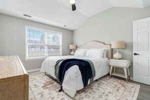 Strykejern/-brett, wi-fi og sengetøy