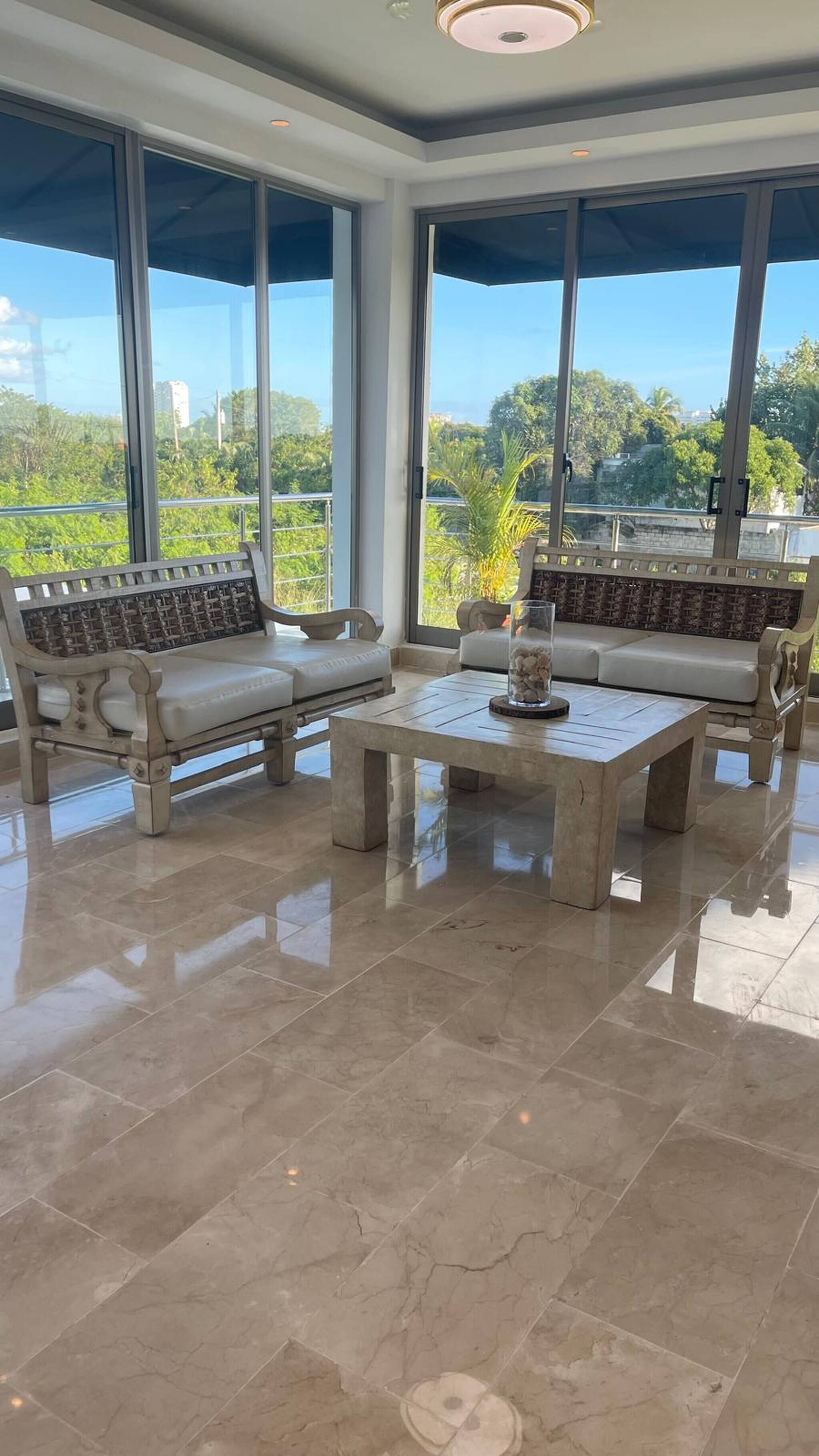 Apartment, 3 Bedrooms, Smoking | Interior