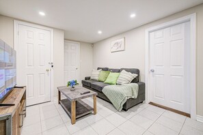 智能電視、壁爐