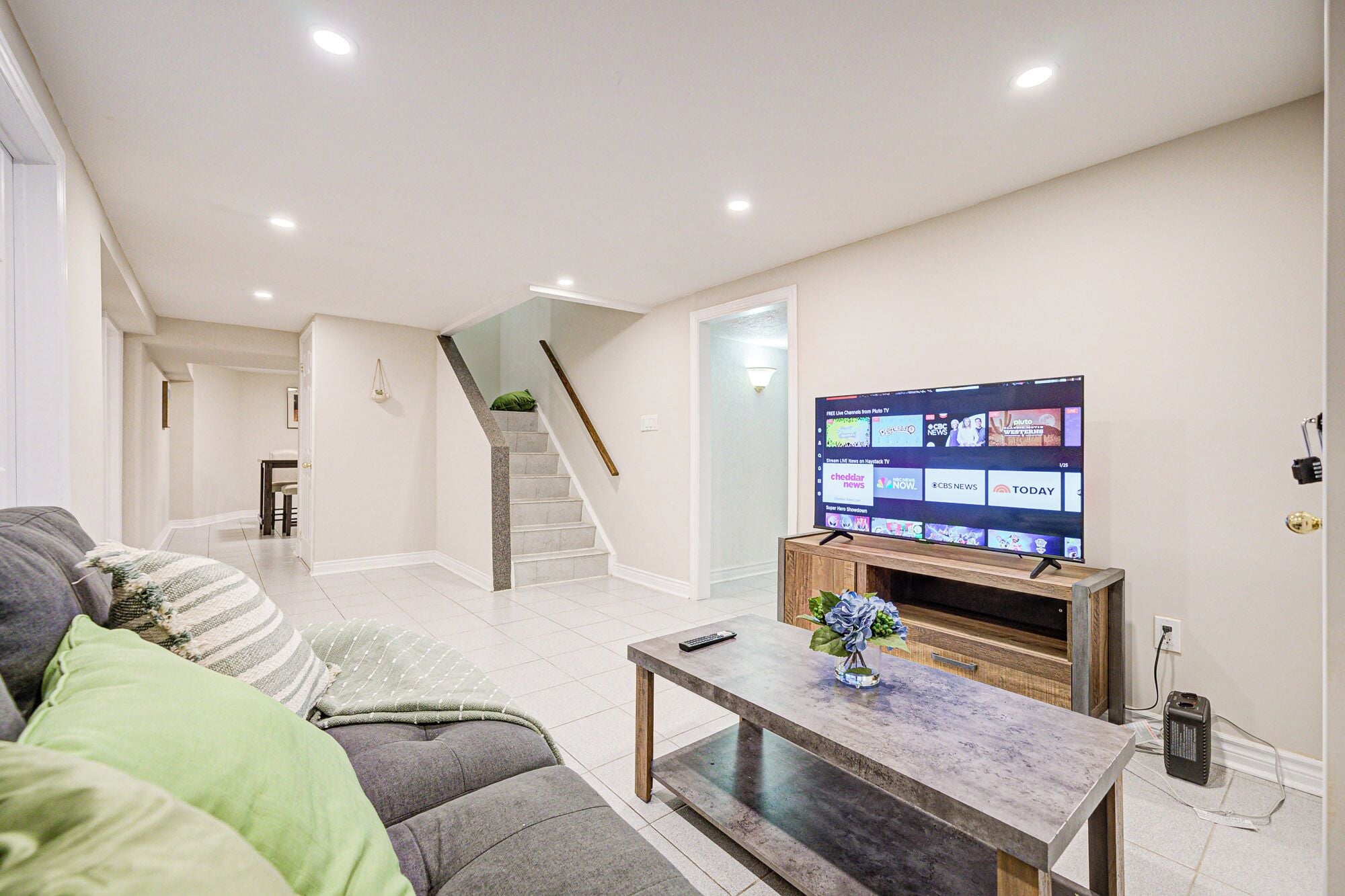 智能电视、壁炉