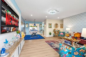 Game room - Heated Pool, Putt-Putt, Billiards, Ping Pong, Bar (Lighthouse Point)