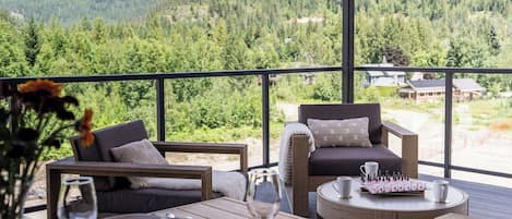 Huoneisto, parveke, vuoristonäköala | Terassi/patio