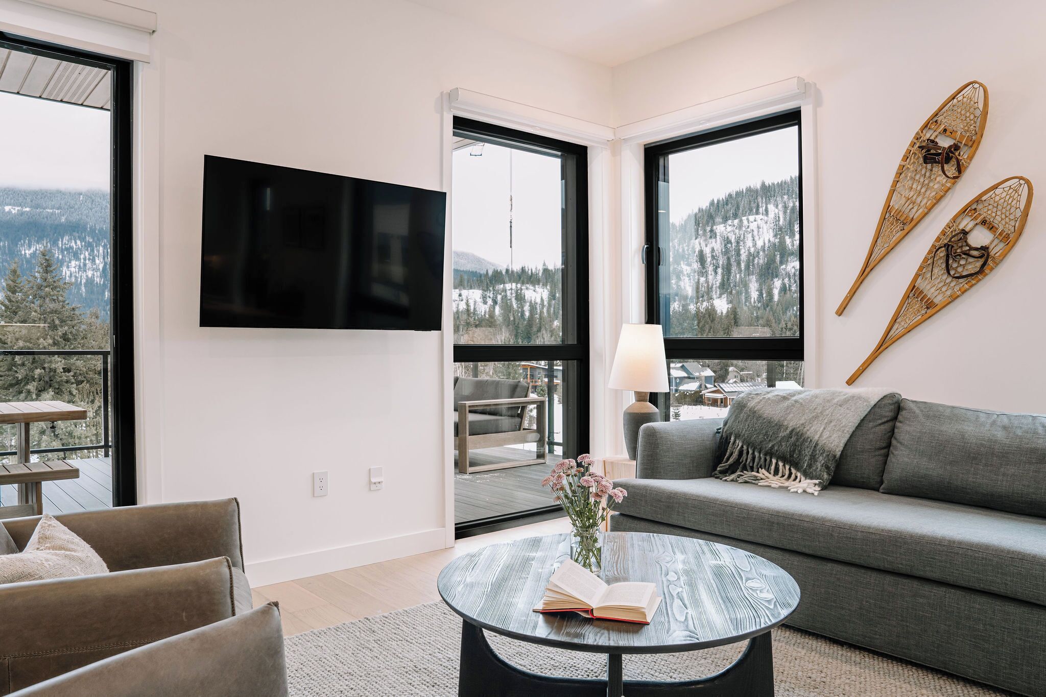 公寓式客房, 阳台, 山景 | 起居区