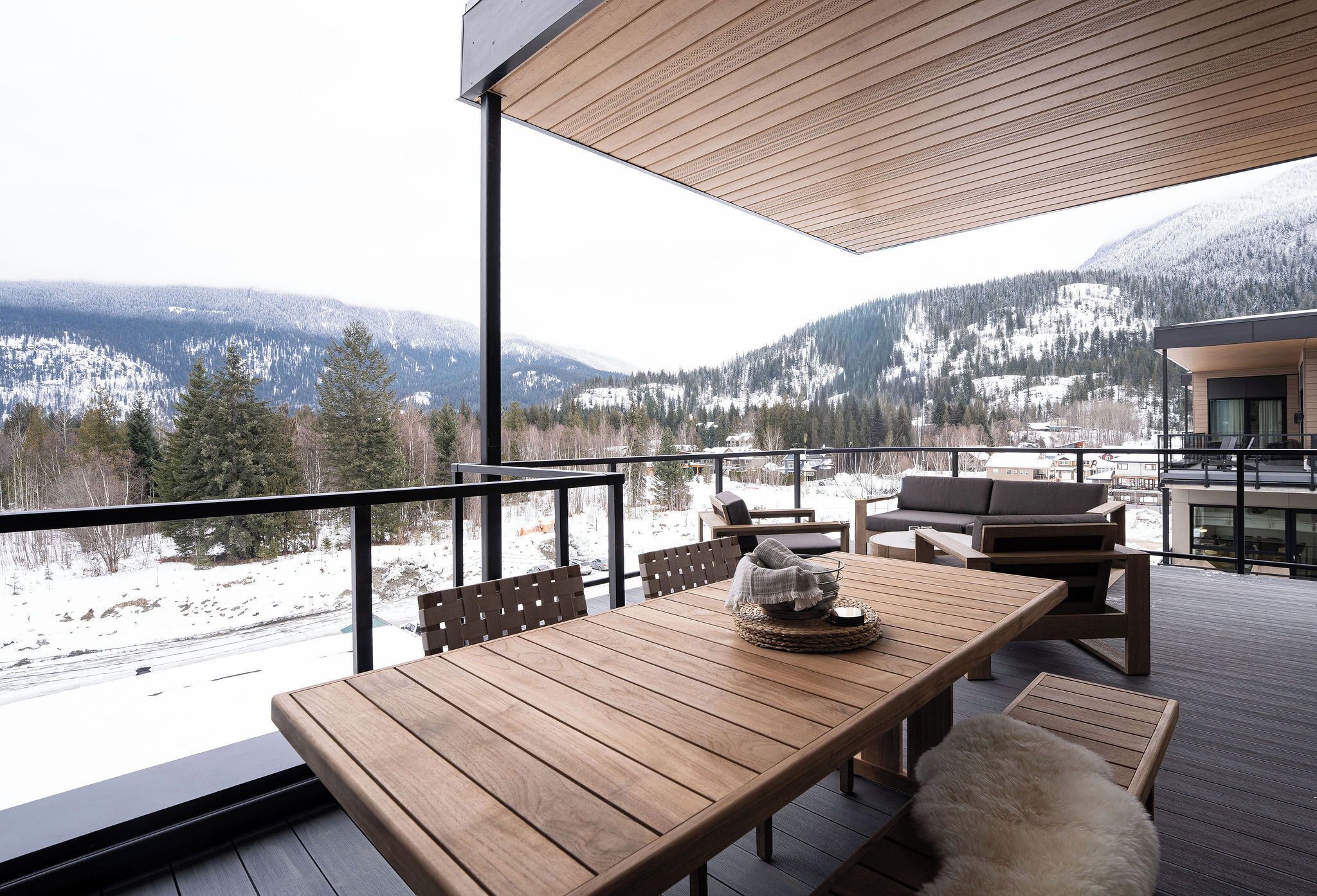 公寓式客房, 阳台, 山景 | 室外用餐