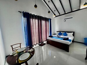 Room - The Lirien Cove Beach Apartment Hikkaduwa (Dodangoda)