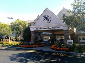 Exterior - Private Studio with Gym at Wilshire Grand Hotel (West Orange)