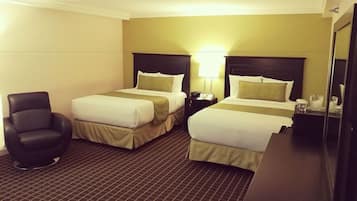 1 bedroom, iron/ironing board, bed sheets, wheelchair access