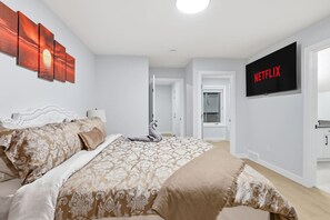 3 habitaciones, tabla de planchar con plancha, wifi y ropa de cama 