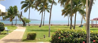 Private Island/Oceanview/Entire 1BR Condo/2 kayaks