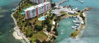 Private Island/Oceanview/Entire 1BR Condo/2 kayaks