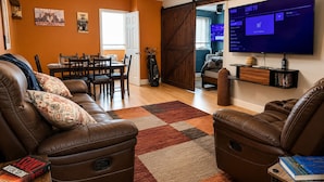 55-inch Smart TV with digital channels - Downtown Atlanta 3BR Condo • Near Stadium & Arena (Atlanta)