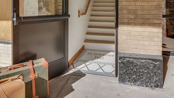 Deluxe Suite, 1 Bedroom | Perincian bahagian luar