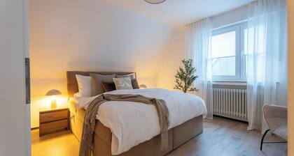 Modern 75qm Apartment with Balcony - Quiet Location near Winterberg