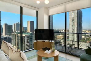 Living area - Crosby Miami WTC 2BR/2BA Hideaway #2701 (Miami)
