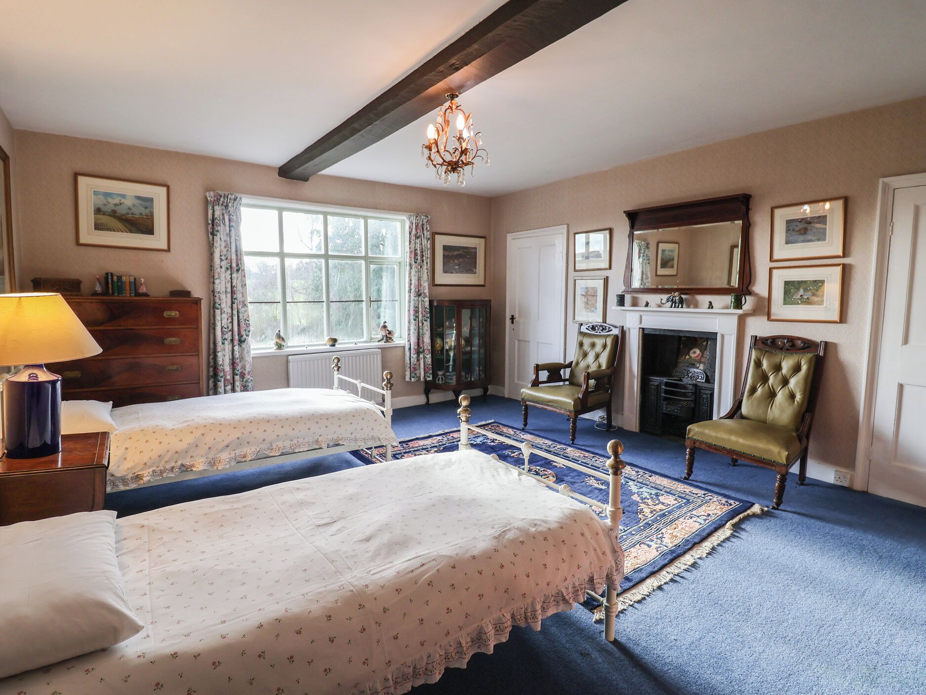 9 bedrooms, individually decorated, individually furnished, free WiFi