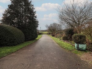 Property grounds - Winston Lodge (Beccles)