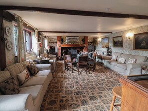 Living area - Winston Lodge (Beccles)