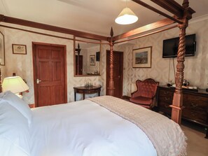 1 bedroom, individually decorated, individually furnished, free WiFi - The Gun Room (Beccles)