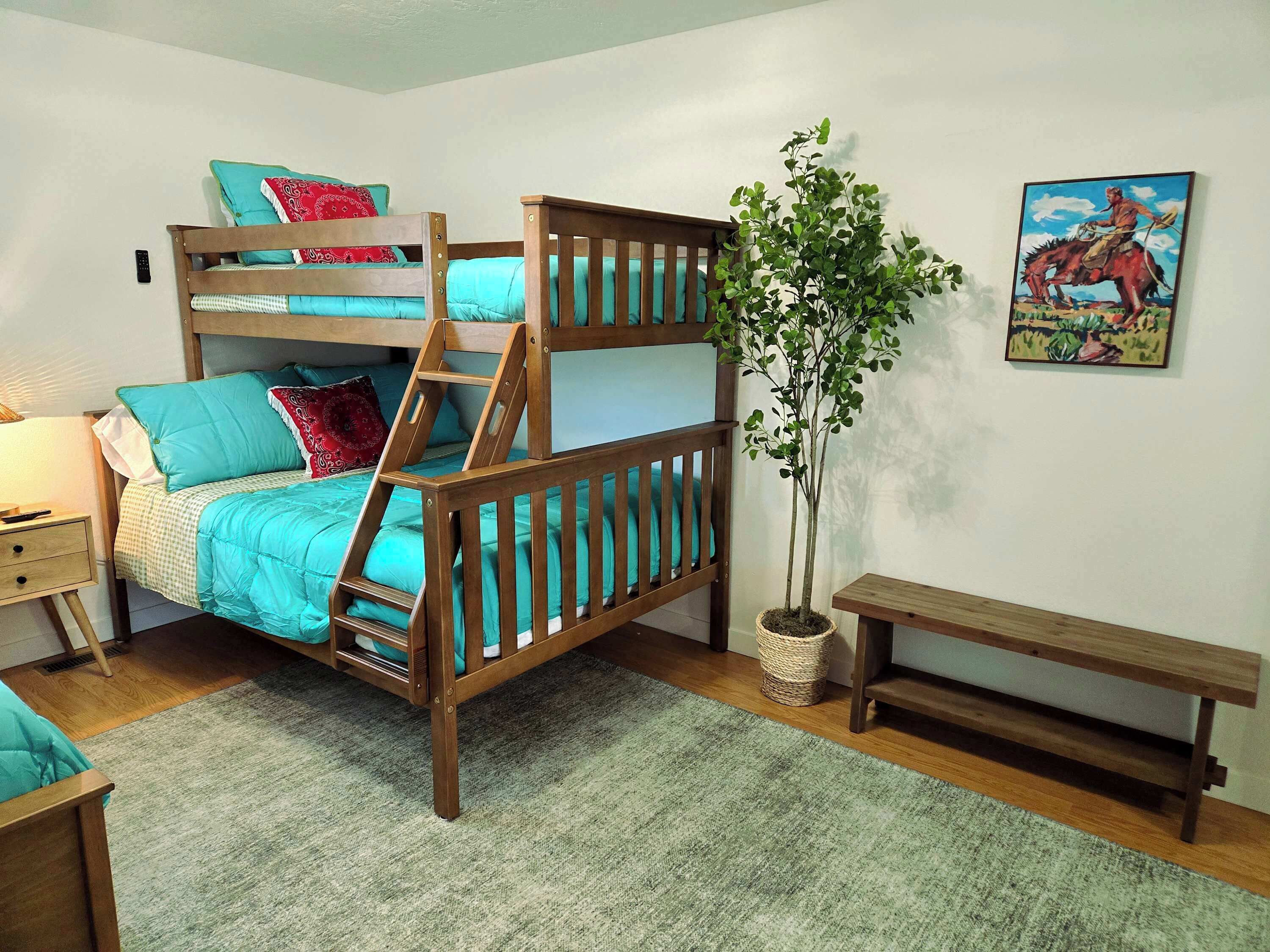 Desk, iron/ironing board, travel cot, WiFi