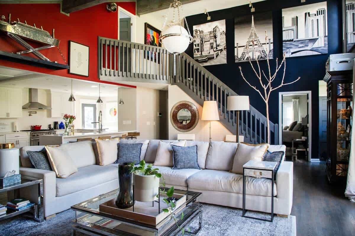 TV, fireplace, offices