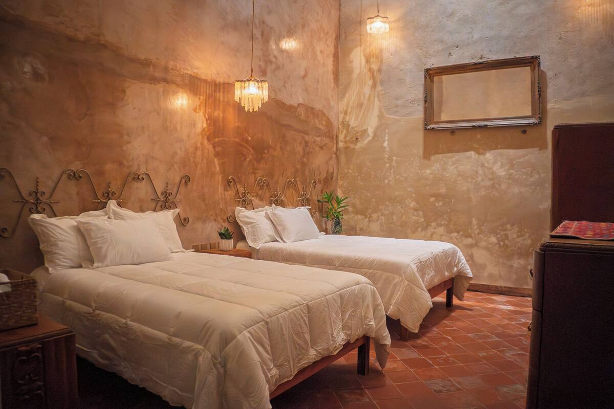 Comfort-Doppelzimmer, 2 Queen-Betten | Zimmersafe, Verdunkelungsvorhänge, kostenloses WLAN