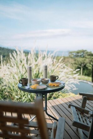 Outdoor dining - Casa De La Ruta (Zipacón)