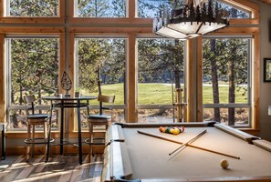 Games room - NEW LISTING | The Masters Lodge Introductory Summer 2026 Special Included! (Sunriver)