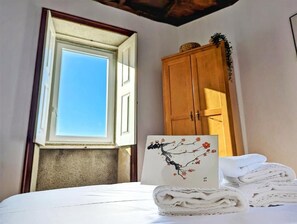 Chambre Confort Double ou avec lits jumeaux, vue jardin